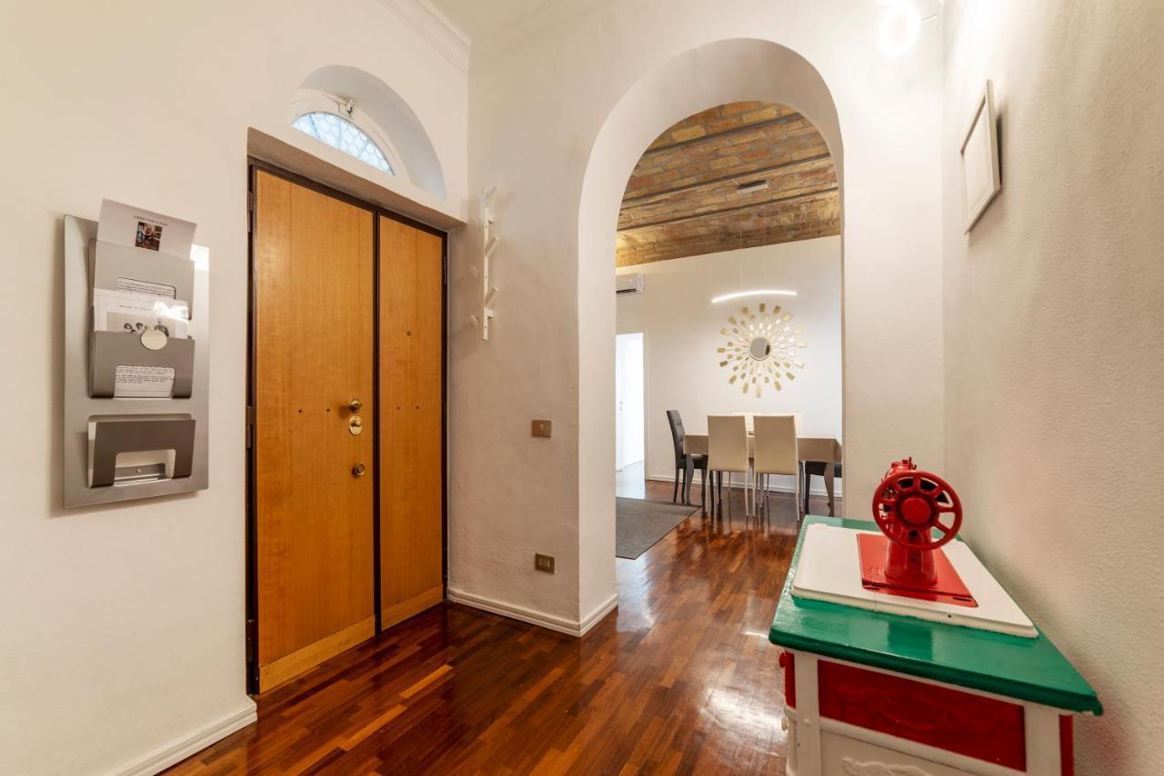 Fontana Di Trevi Design Apartment Roma Dış mekan fotoğraf